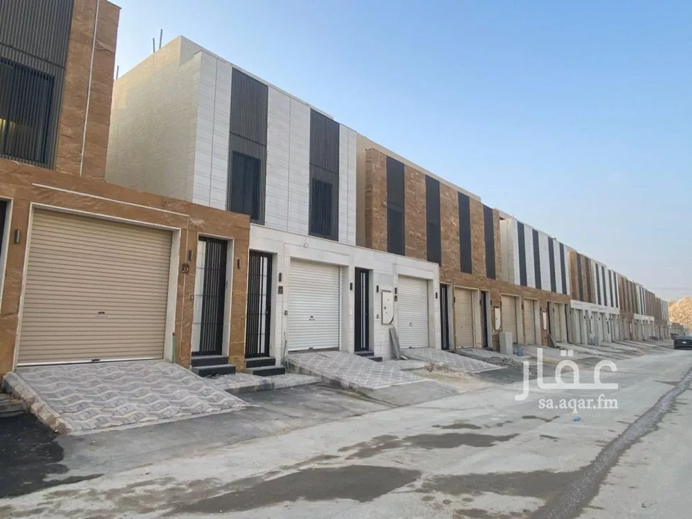 فيلا للبيع في شارع عبدالعزيز بن عبدالملك, حي طويق, مدينة الرياض, منطقة الرياض 1 صورة