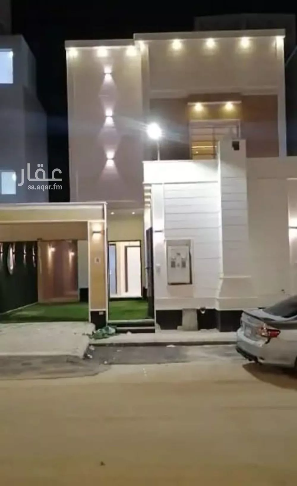 فيلا للبيع في شارع محمد المعافري, حي طويق, مدينة الرياض, منطقة الرياض 1 صورة