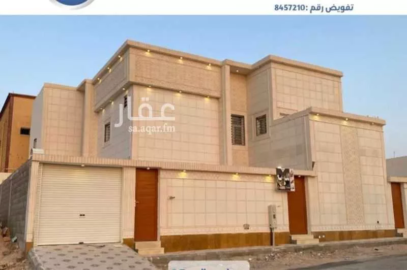 فيلا للبيع في شارع الليثي, حي الوادي, مدينة حفر الباطن, المنطقة الشرقية 1 صورة