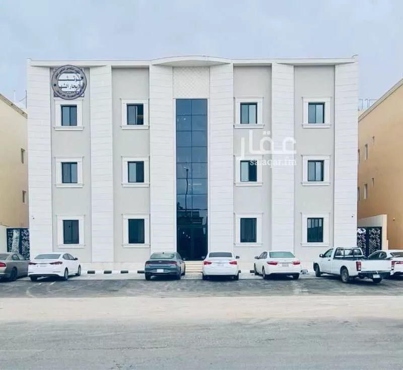 عمارة للبيع في شارع العباس بن عبدالمطلب, حي الصفاء, مدينة حفر الباطن, المنطقة الشرقية 1 صورة