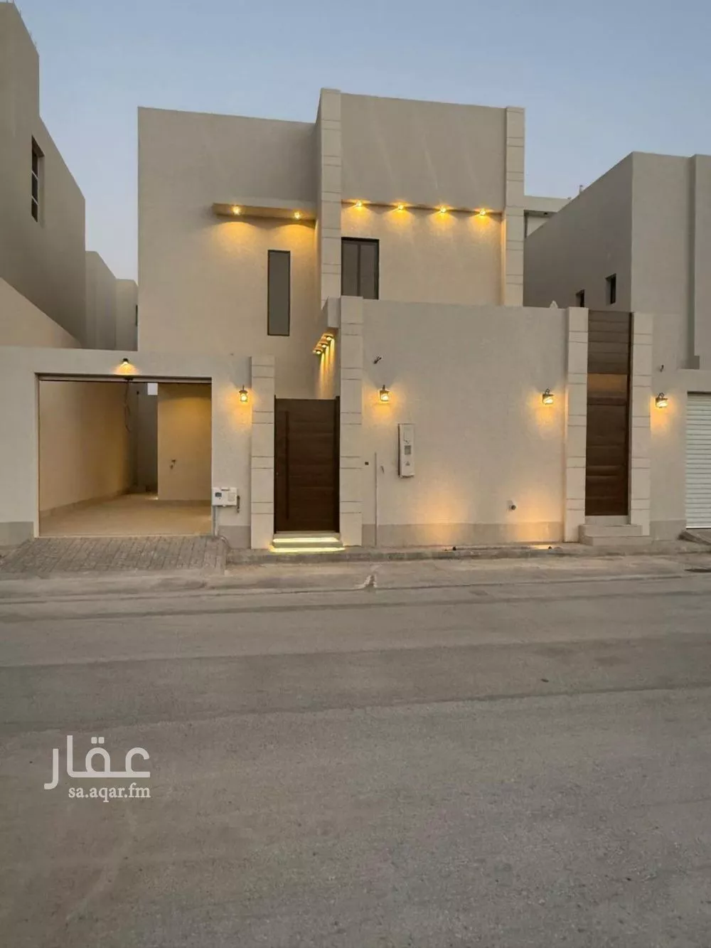 فيلا للبيع في شارع الفيصلية, حي الرمال, مدينة بريده, منطقة القصيم 1 صورة