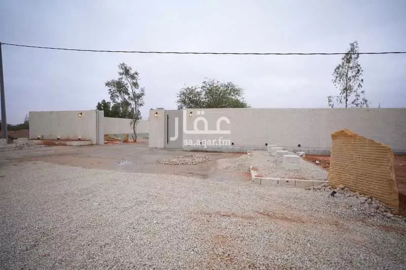 مزرعة للبيع في حي مزارع وادي وراط, مدينة مزارع وادي وراط, منطقة الرياض 1 صورة