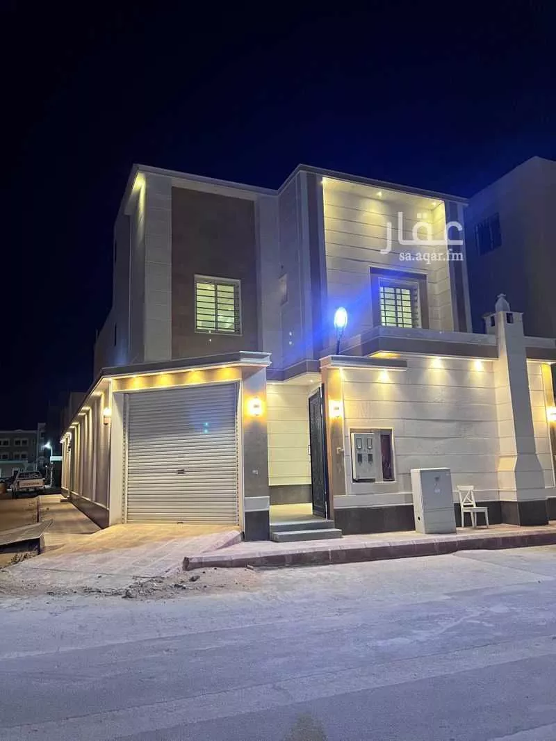 فيلا للبيع في شارع أبي جعفر المسلمي, حي المهدية, مدينة الرياض, منطقة الرياض 1 صورة