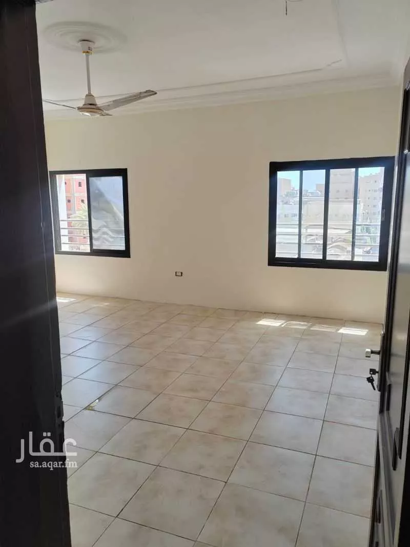 شقة للإيجار في شارع التوبه, حي الشرفية, مدينة جدة, منطقة مكة المكرمة 1 صورة