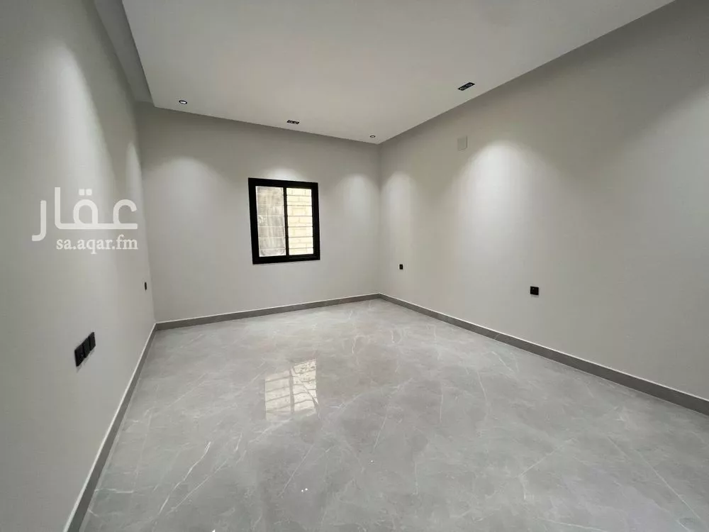 دور للبيع في شارع عمارة اليمني, حي الرمال, مدينة الرياض, منطقة الرياض 1 صورة