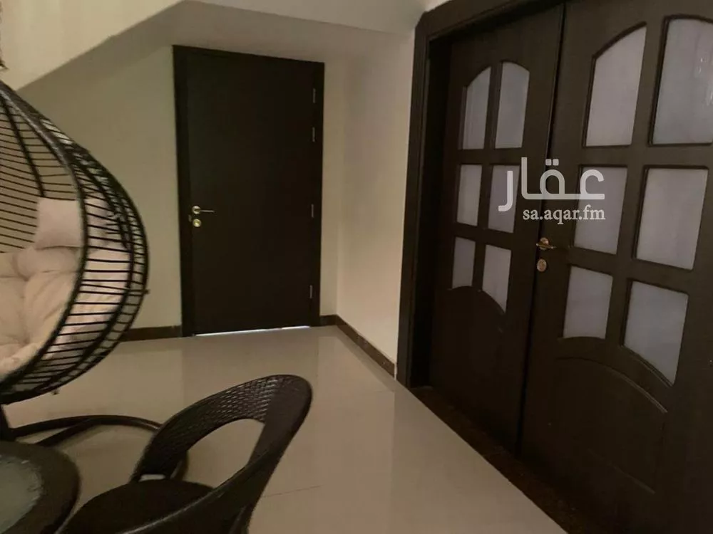 فيلا للبيع في شارع الفئ, حي الربيع, مدينة الرياض, منطقة الرياض 1 صورة