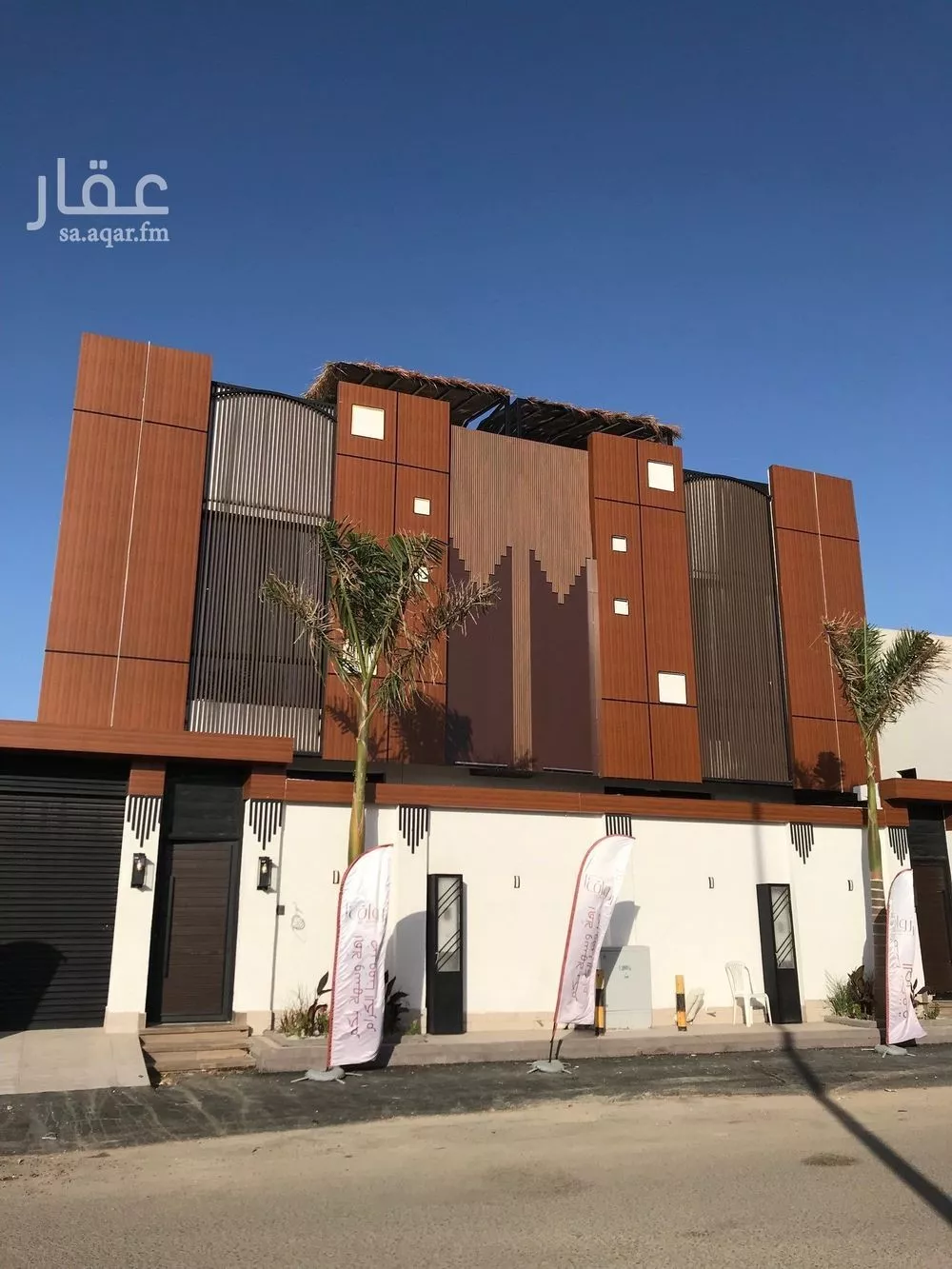 فيلا للبيع في شارع علي المغربي, حي الشراع, مدينة جدة, منطقة مكة المكرمة 1 صورة