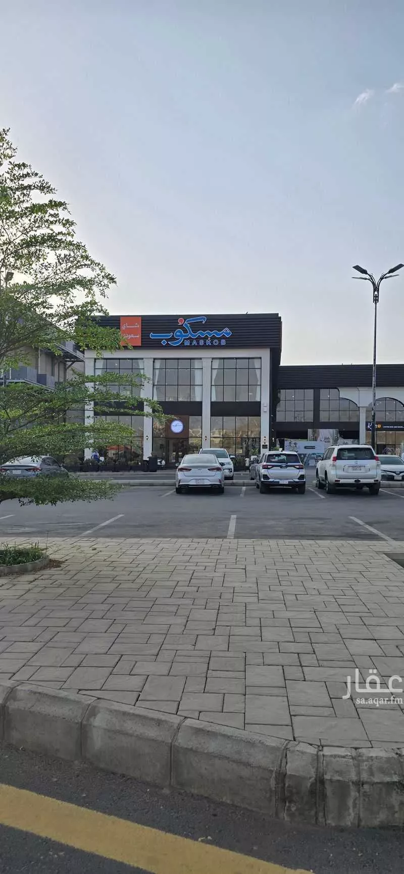 محل للإيجار في شارع الملك فيصل بن عبدالعزيز, حي الخالدية, مدينة محائل, منطقة عسير 1 صورة