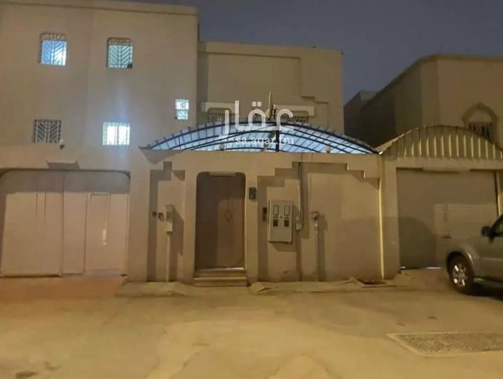فيلا للبيع في شارع الشقة السفلى, حي الروابي, مدينة الرياض, منطقة الرياض 1 صورة