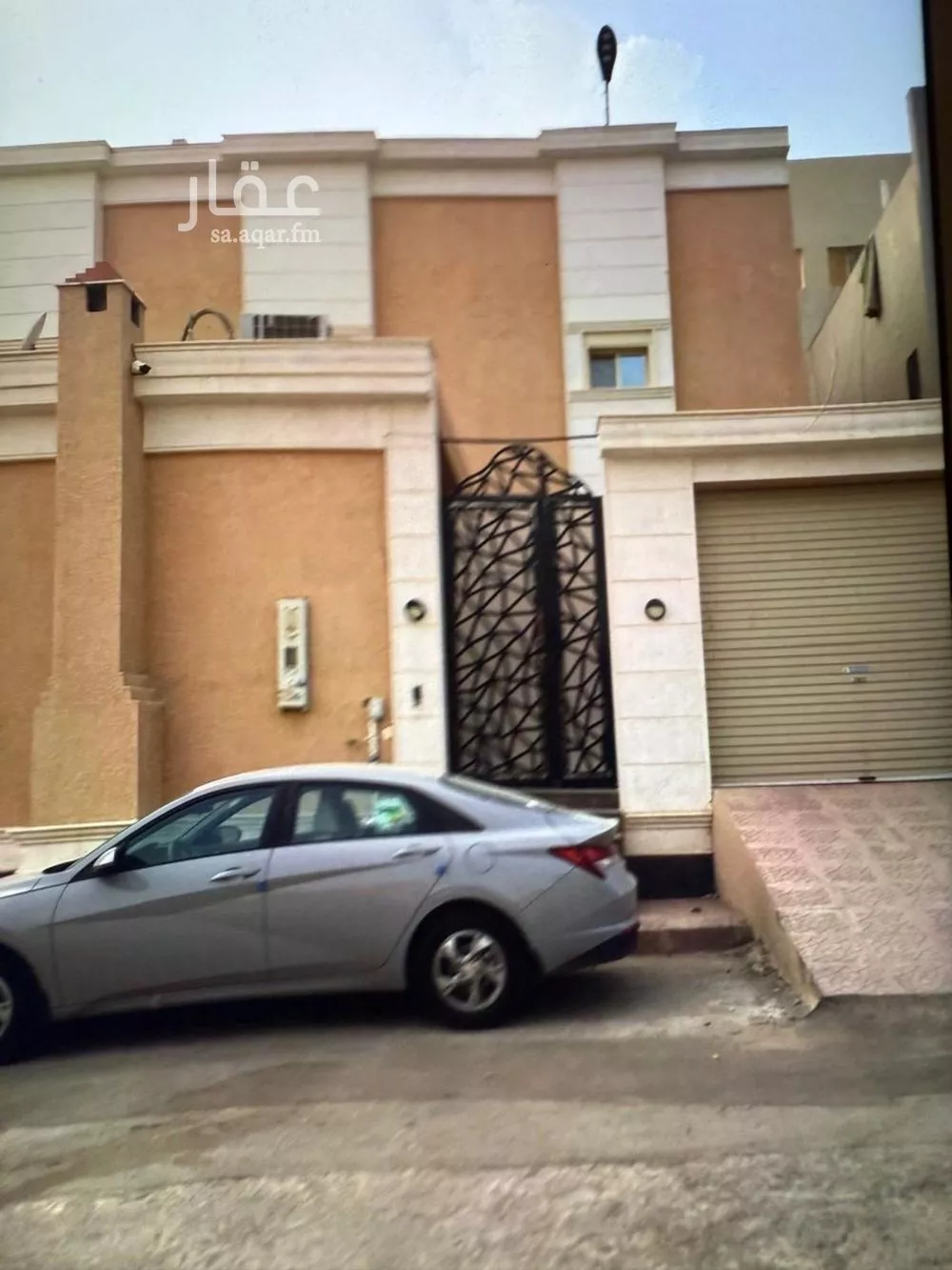 فيلا للبيع في شارع مطراف, حي العزيزية, مدينة الرياض, منطقة الرياض 1 صورة