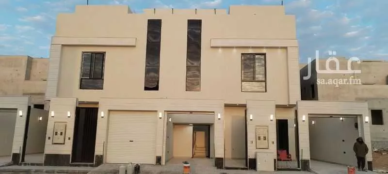 فيلا للبيع في شارع السرور, حي الرمال, مدينة الرياض, منطقة الرياض 1 صورة
