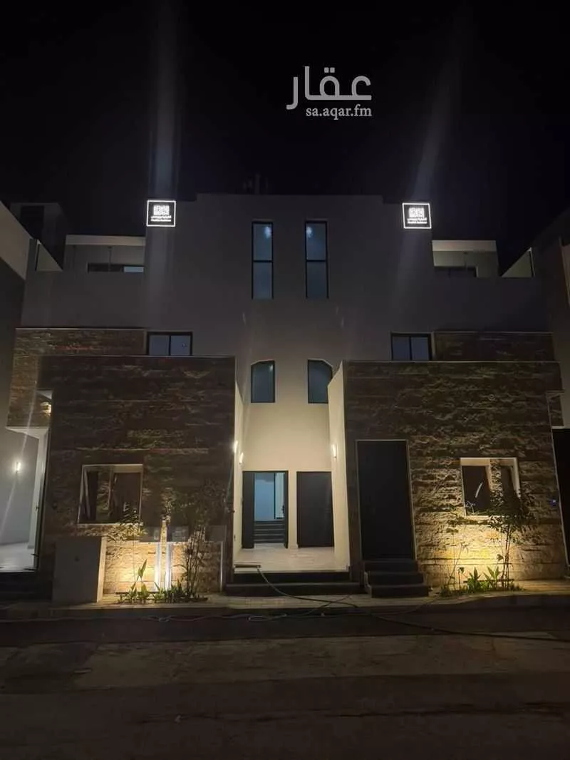 دور للبيع في شارع العينين, حي إشبيلية, مدينة الرياض, منطقة الرياض 1 صورة