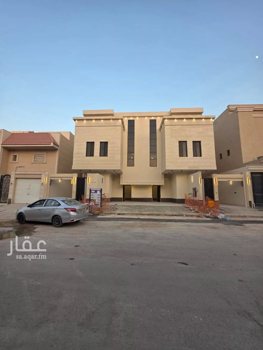 دور للبيع في شارع عبدالرحمن بن موسى, حي العوالي, مدينة الرياض, منطقة الرياض 1 صورة