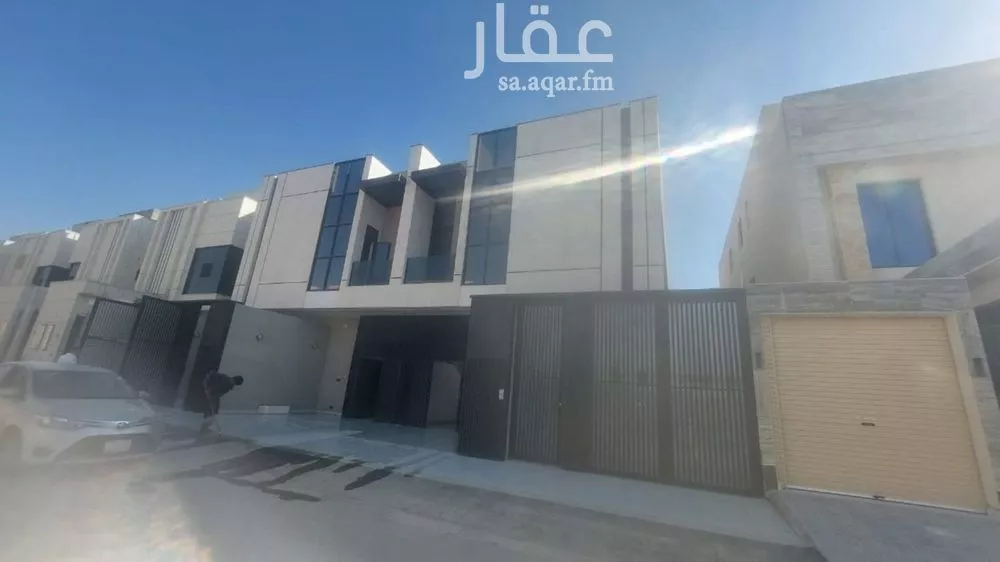 فيلا للبيع في شارع الدهناء, حي الجنادرية, مدينة الرياض, منطقة الرياض 1 صورة