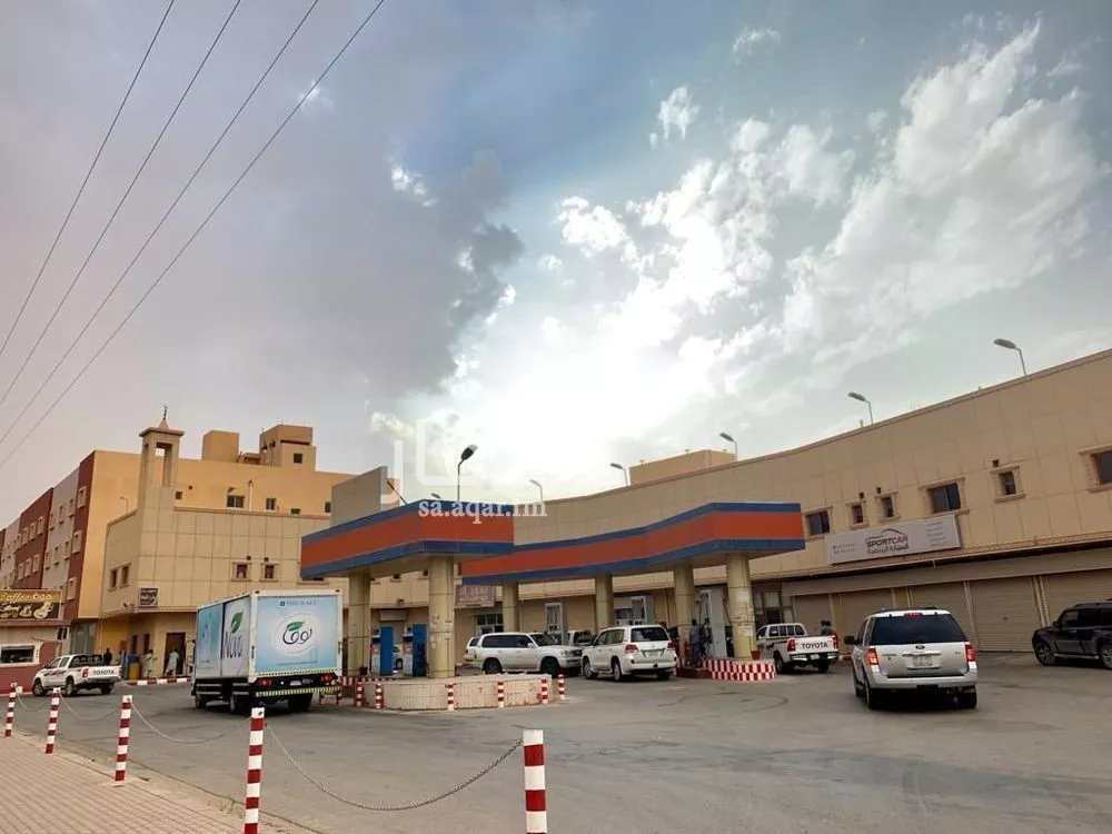 محل للبيع في شارع الملك عبدالله , مدينة المجمعه, منطقة الرياض 1 صورة