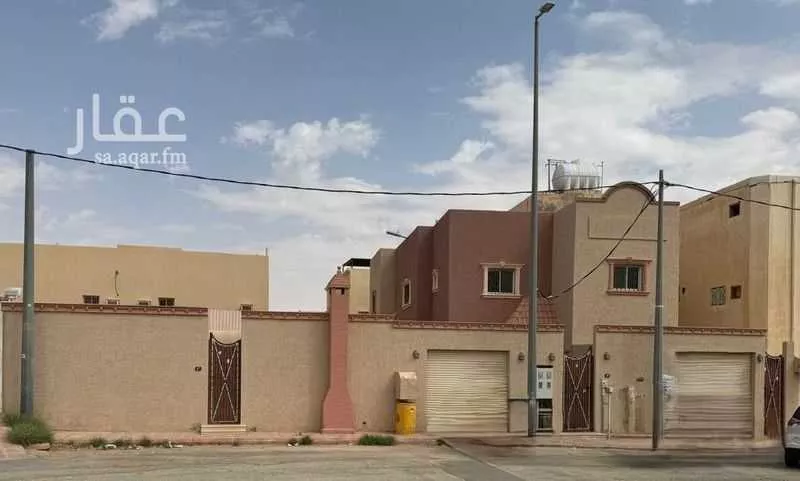 فيلا للبيع في حي المطار, مدينة المجمعه, منطقة الرياض 1 صورة