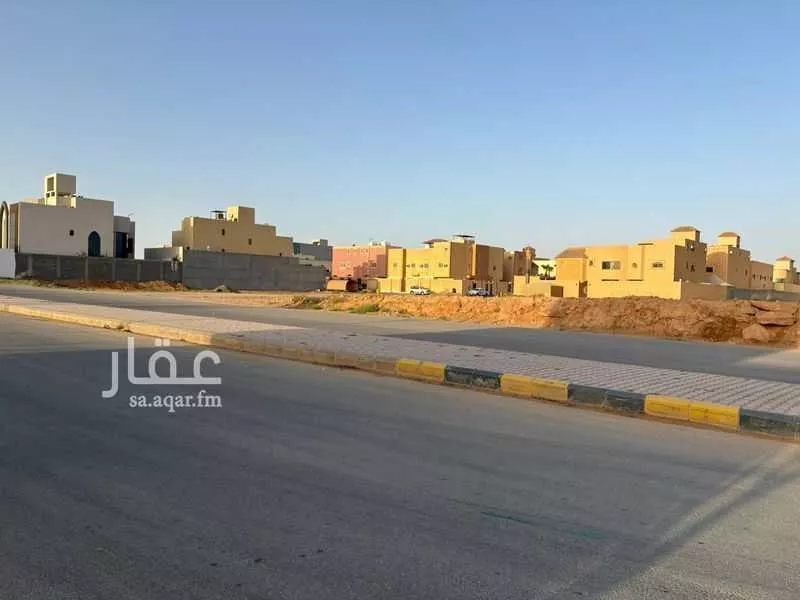 أرض للبيع في شارع عمر بن الخطاب, حي الملك عبدالعزيز, مدينة المجمعه, منطقة الرياض 1 صورة