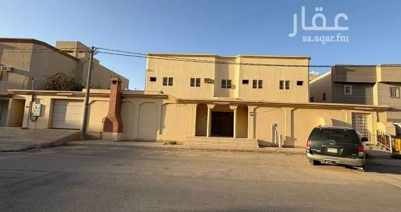 فيلا للبيع في شارع يونس بن زايد, حي المطار, مدينة المجمعه, منطقة الرياض 1 صورة