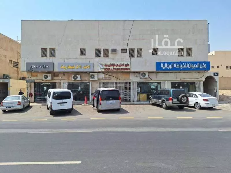 عمارة للإيجار في شارع عبدالله بن عباس, حي الروابي, مدينة الرياض, منطقة الرياض 1 صورة