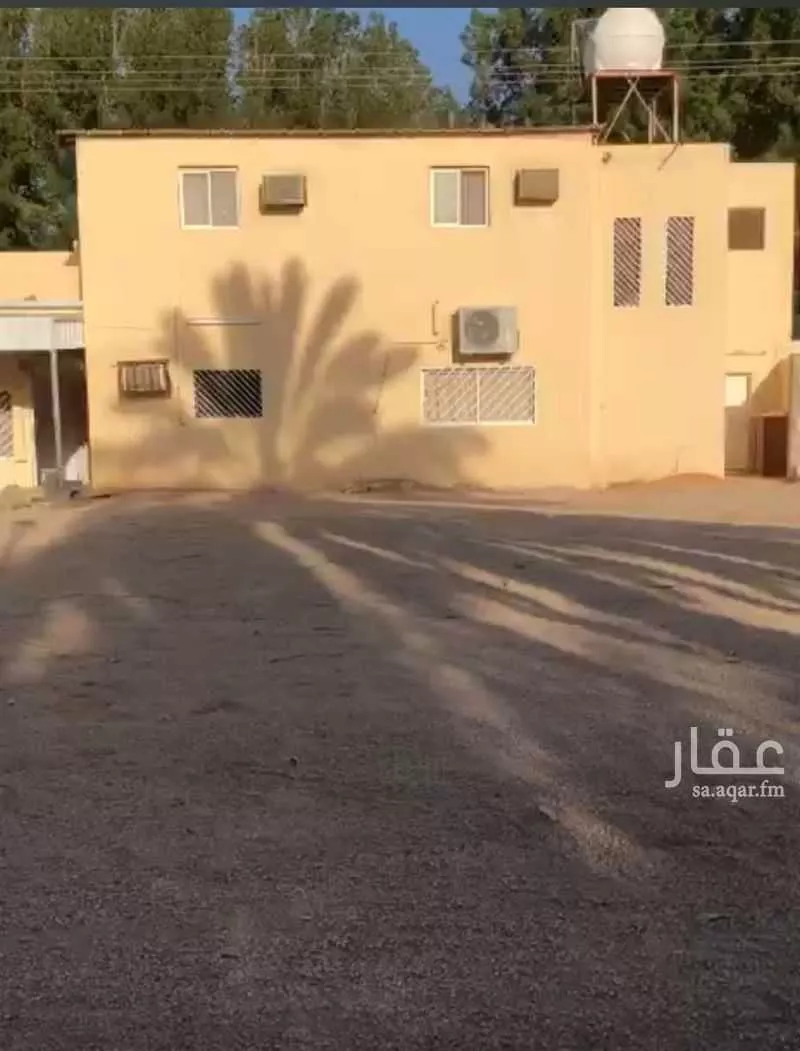 مزرعة للبيع في شارع الصناعية 26, حي الصناعية, مدينة البكيرية, منطقة القصيم 1 صورة