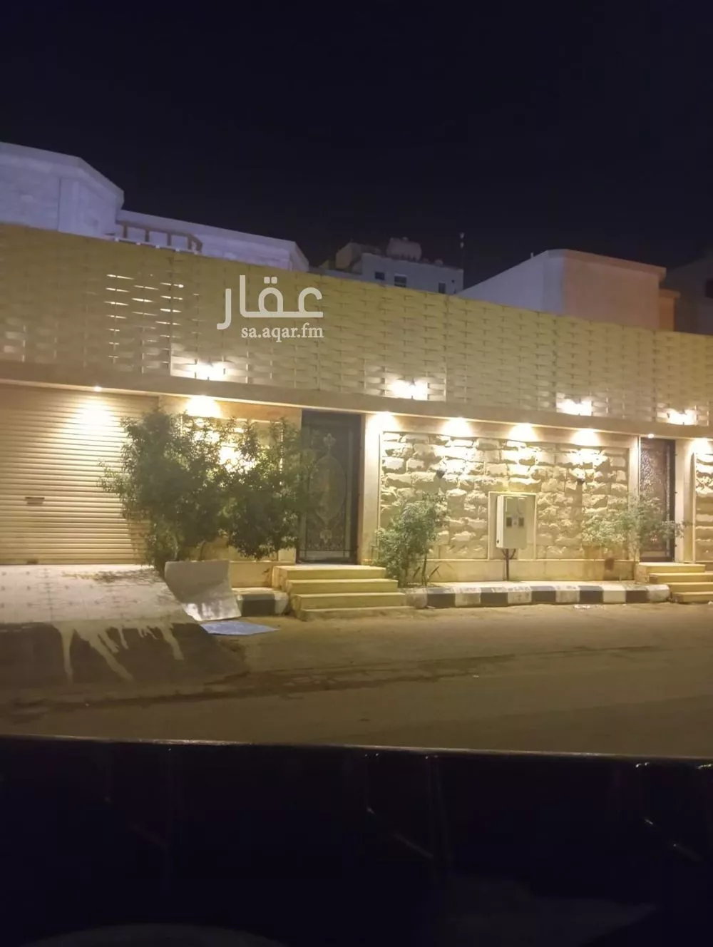 فيلا للبيع في شارع بدر 11, حي بدر, مدينة سكاكا, منطقة الجوف 1 صورة