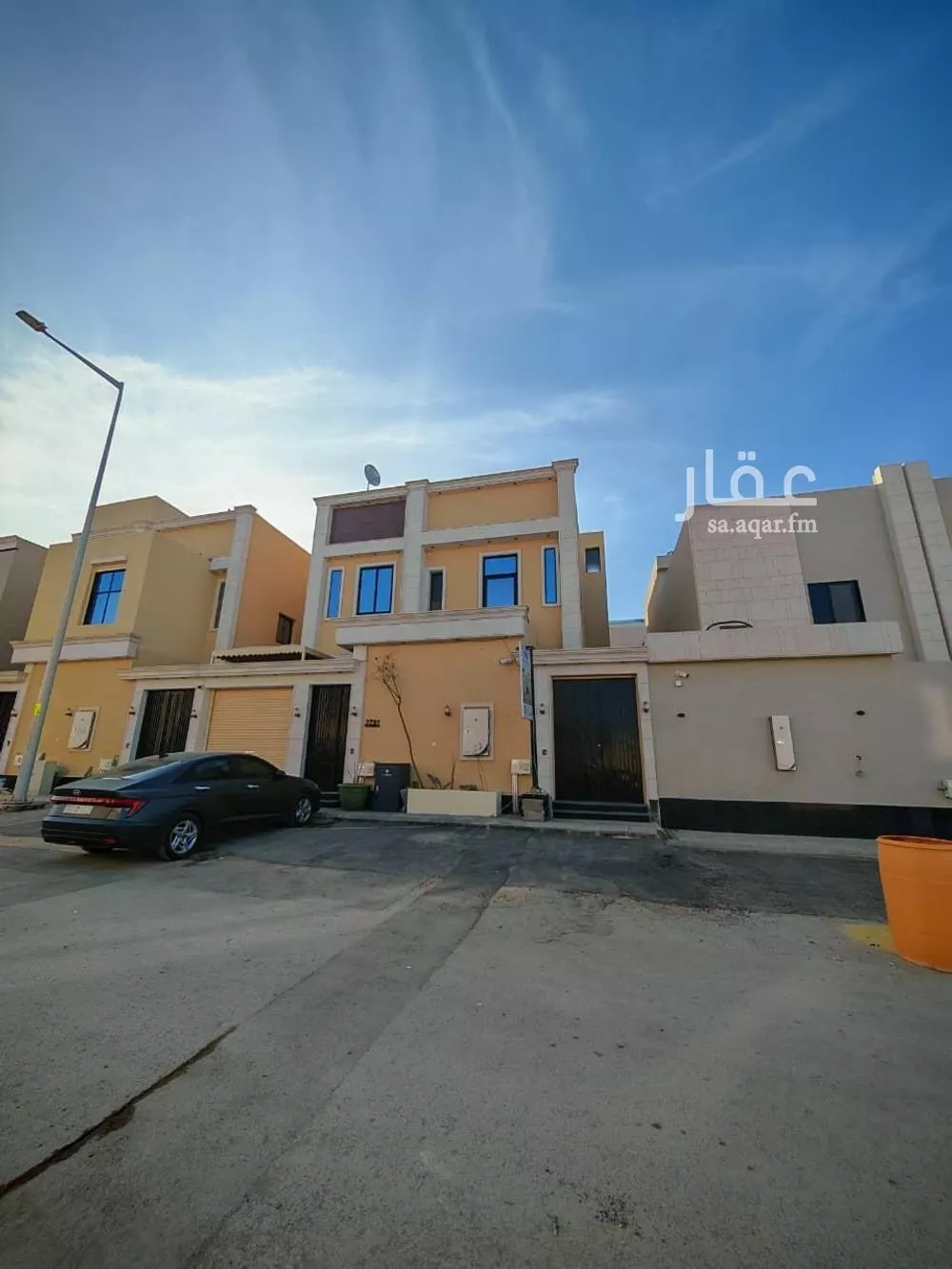 فيلا للإيجار في شارع عمر بن خطاب, حي الفاروق, مدينة الرياض, منطقة الرياض 1 صورة