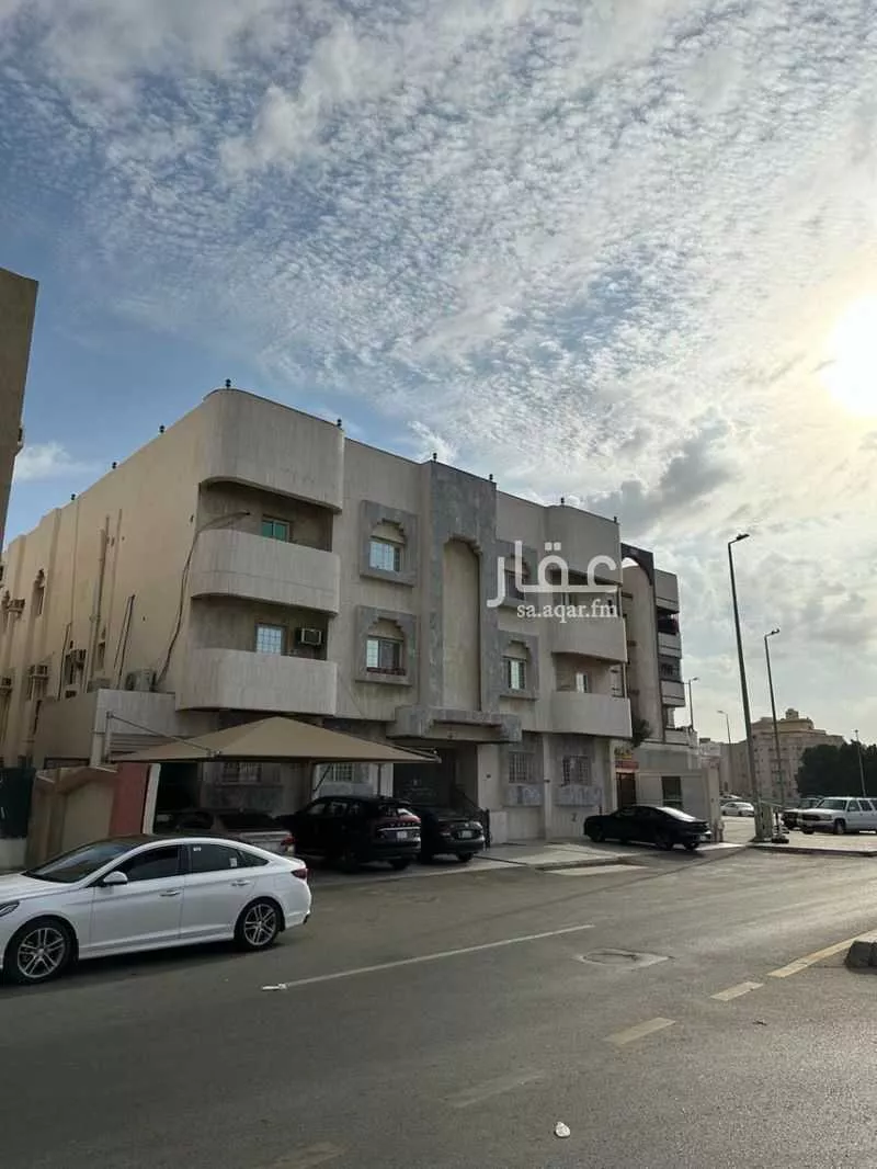 عمارة للبيع في شارع مامون برى, حي الصفاء, مدينة جدة, منطقة مكة المكرمة 1 صورة