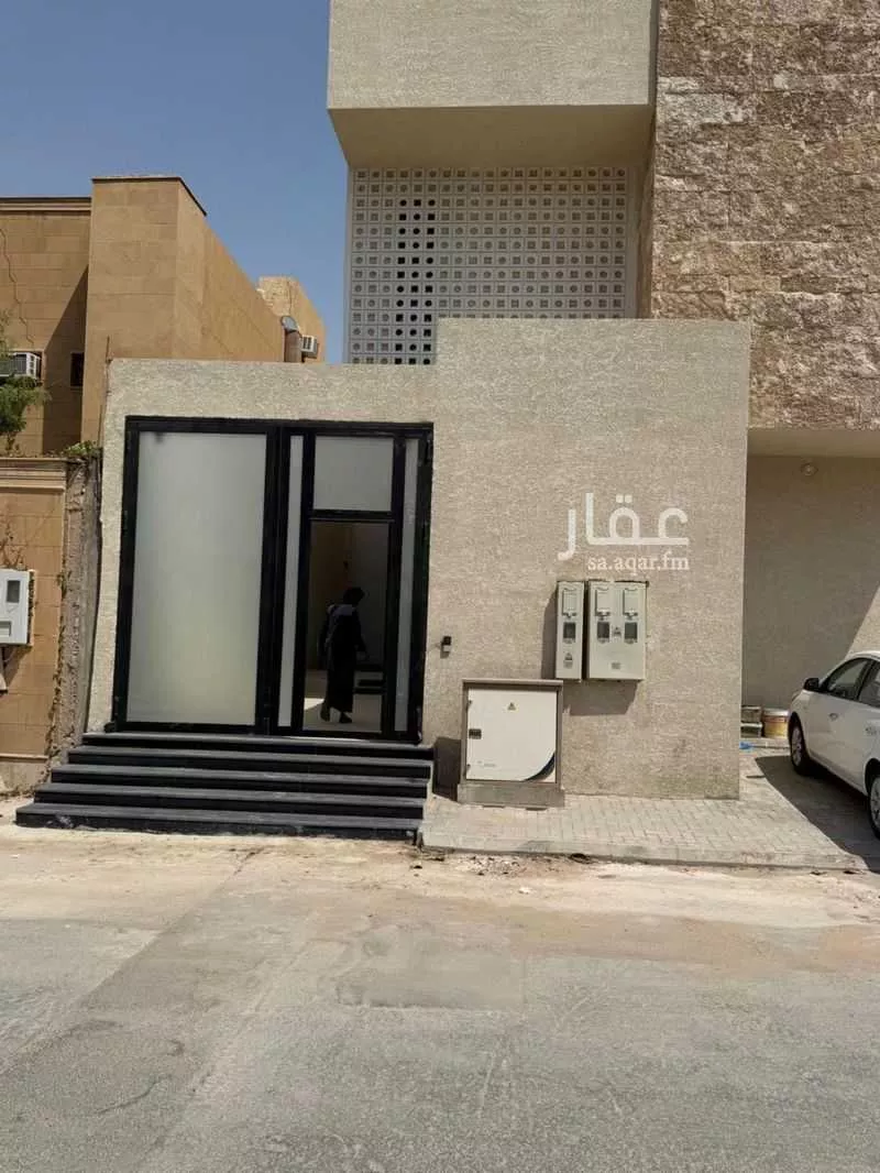 دور للبيع في شارع ابن خير الأشبيلي, حي السليمانية, مدينة الرياض, منطقة الرياض 1 صورة