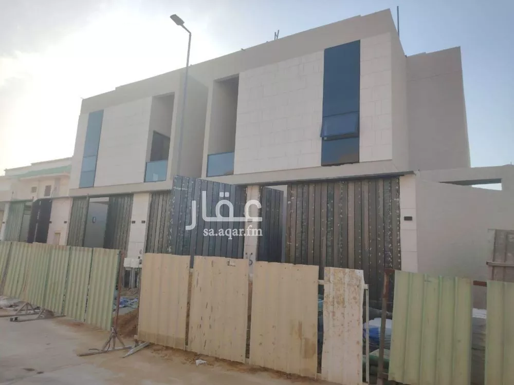 دور للبيع في شارع عبدالملك بن هشام, حي السويدي, مدينة الرياض, منطقة الرياض 1 صورة