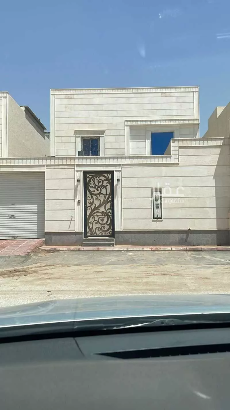 فيلا للبيع في شارع محمد بن محمد النويري, حي الرمال, مدينة الرياض, منطقة الرياض 1 صورة