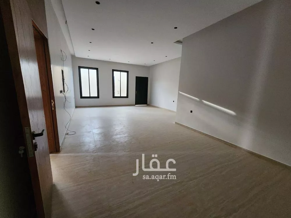 دور للبيع في شارع الحواتم, حي ديراب, مدينة الرياض, منطقة الرياض 1 صورة