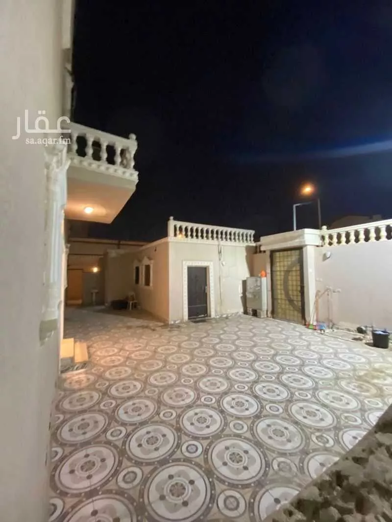 فيلا للبيع في شارع الدفاع, حي إشبيلية, مدينة الرياض, منطقة الرياض 1 صورة