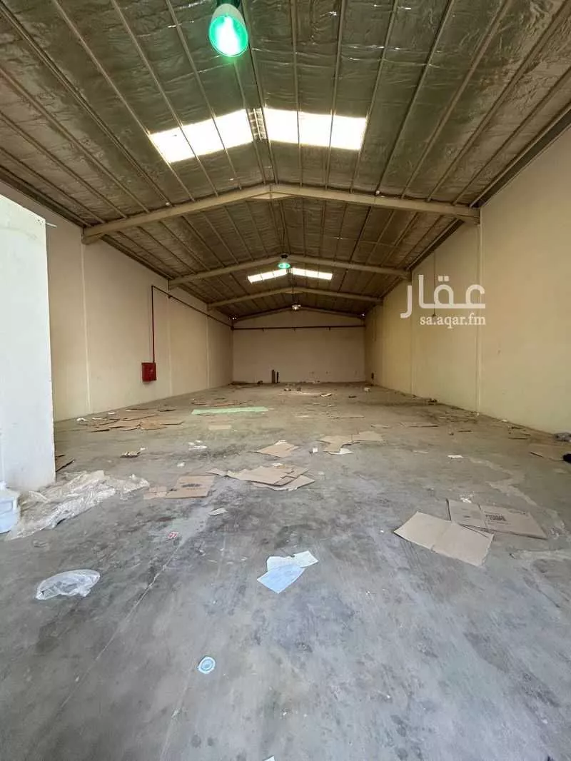مستودع للإيجار في شارع نمار, حي المشاعل, مدينة الرياض, منطقة الرياض 1 صورة