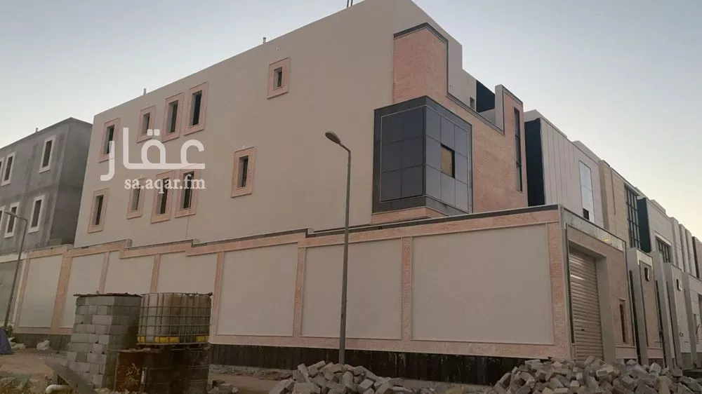 فيلا للبيع في شارع أحمد بن أبي عزرة, حي المرجان, مدينة الرياض, منطقة الرياض 1 صورة
