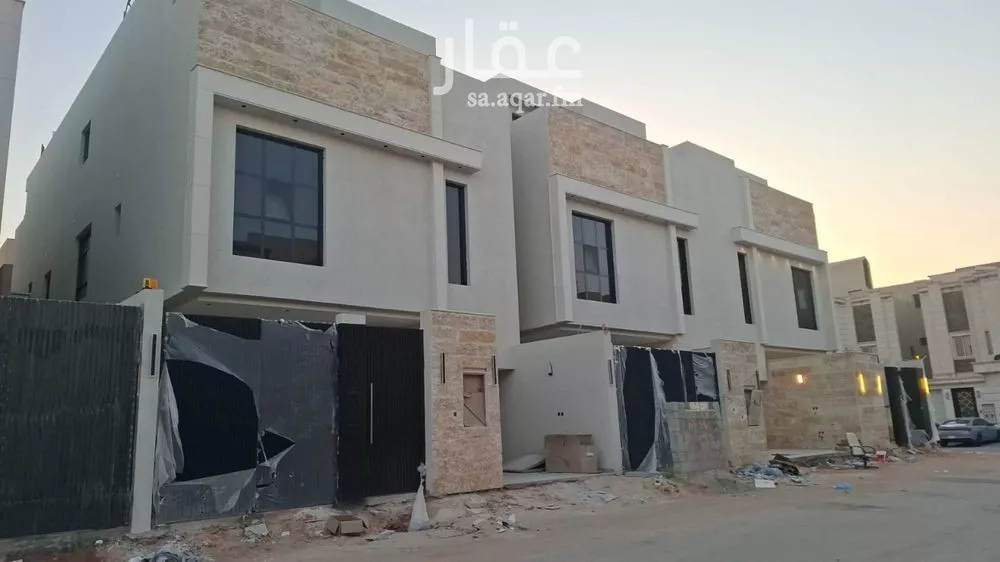 فيلا للبيع في شارع رقم 371, حي المونسية, مدينة الرياض, منطقة الرياض 1 صورة