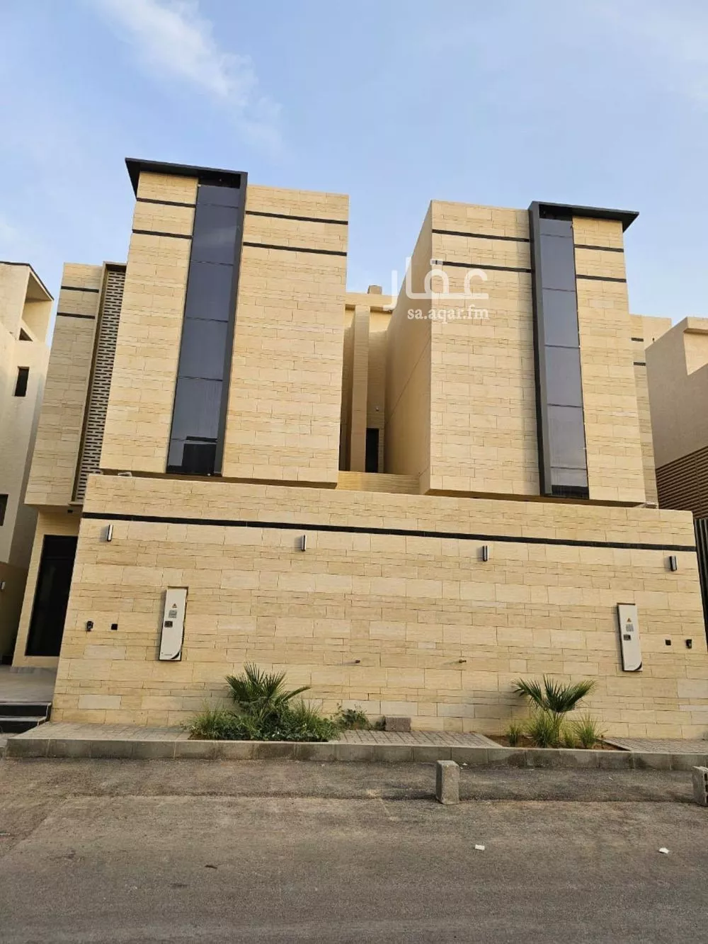 فيلا للبيع في شارع صالح بن عمران, حي النرجس, مدينة الرياض, منطقة الرياض 1 صورة