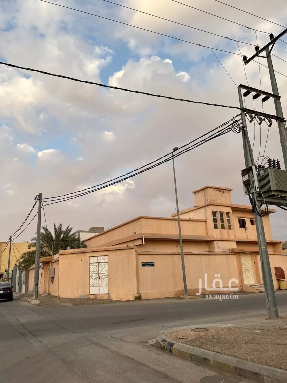 فيلا للبيع في شارع خالد بن الوليد, حي الملك فهد, مدينة المجمعة, منطقة الرياض 1 صورة