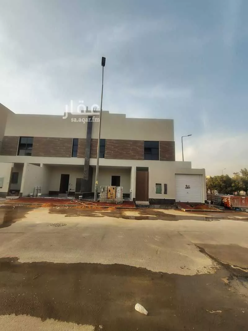 دور للبيع في شارع ابن أرقم, حي المنار, مدينة الرياض, منطقة الرياض 1 صورة