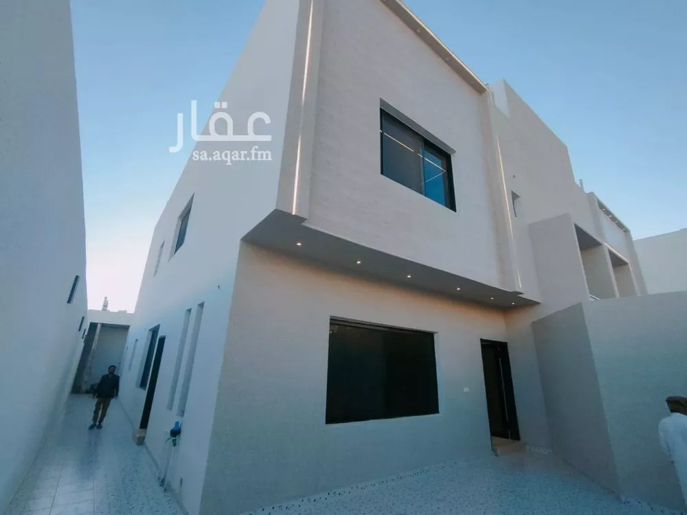 دور للبيع في شارع عامر النميري, حي الحزم, مدينة الرياض, منطقة الرياض 1 صورة