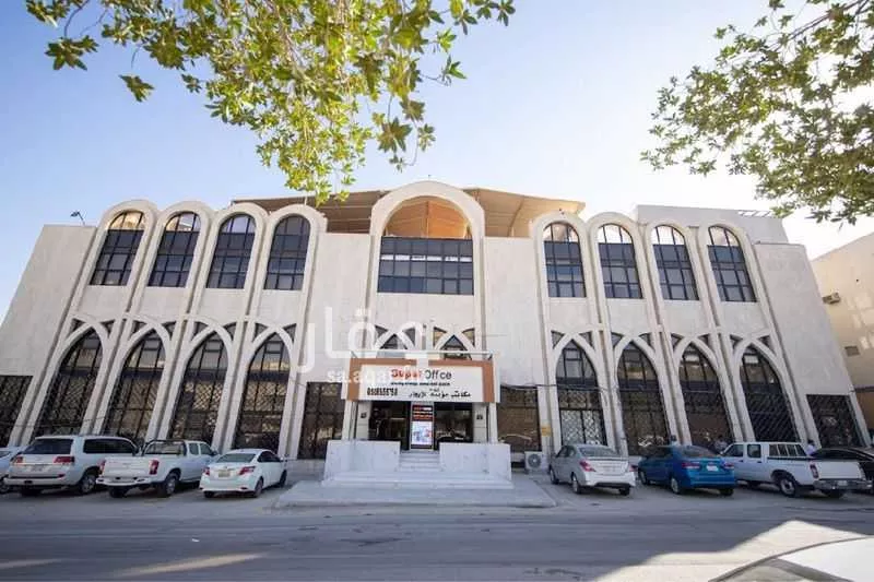 مكتب تجاري للإيجار في شارع صيدا, حي الدريهمية, مدينة الرياض, منطقة الرياض 1 صورة