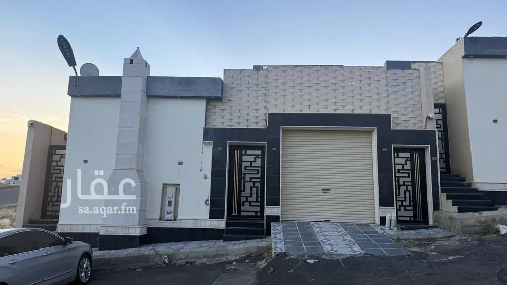 دور للبيع في شارع 115 الزهور, حي الزهور, مدينة أبها, منطقة عسير 1 صورة