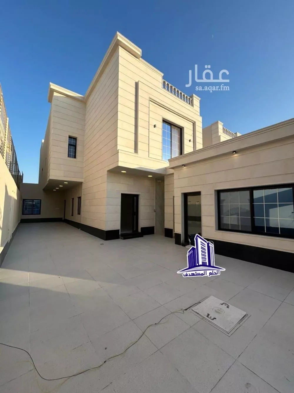 فيلا للبيع في شارع بديل بن كلثوم, حي الشراع, مدينة الخبر, المنطقة الشرقية 1 صورة