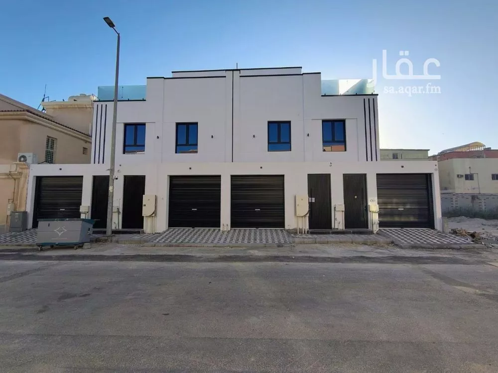 فيلا للبيع في حي الصفاء, مدينة الدمام, المنطقة الشرقية 1 صورة