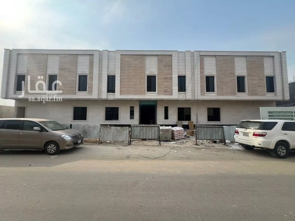 شقة للبيع في شارع النفوذ, حي الصواري, مدينة الخبر, المنطقة الشرقية 1 صورة