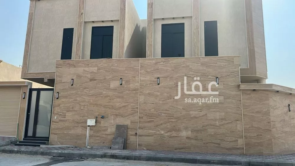 فيلا للبيع في حي الصواري, مدينة الخبر, المنطقة الشرقية 1 صورة