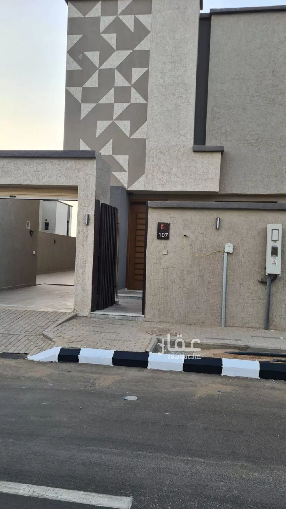 فيلا للإيجار في شارع عمرو ابن ابي وقاص, حي الفلاح, مدينة جدة, منطقة مكة المكرمة 1 صورة