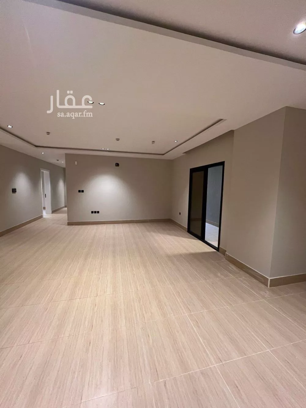 شقة للبيع في شارع العطايف, حي الحمراء, مدينة الخبر, المنطقة الشرقية 1 صورة