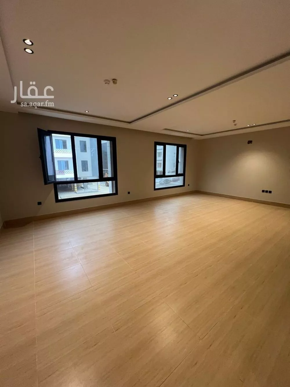 شقة للبيع في شارع الحمراء, حي الحمراء, مدينة الخبر, المنطقة الشرقية 1 صورة