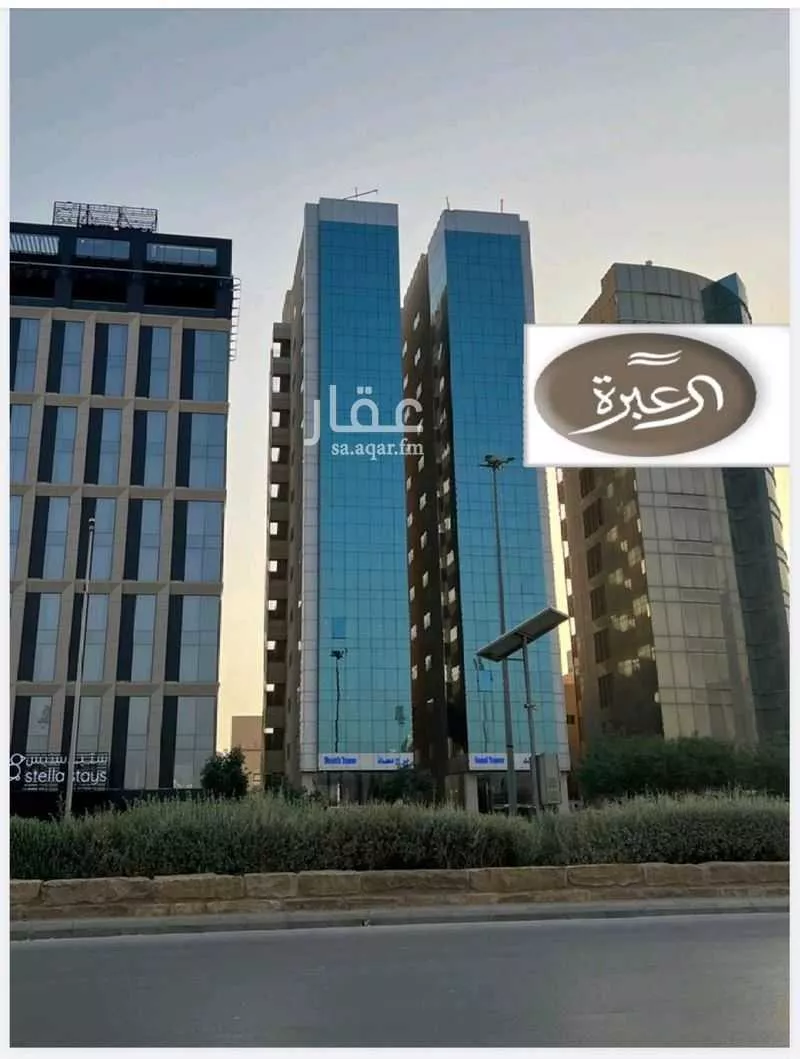 مكتب تجاري للإيجار في شارع طريق الملك فهد الفرعي, حي الملقا, مدينة الرياض, منطقة الرياض 1 صورة