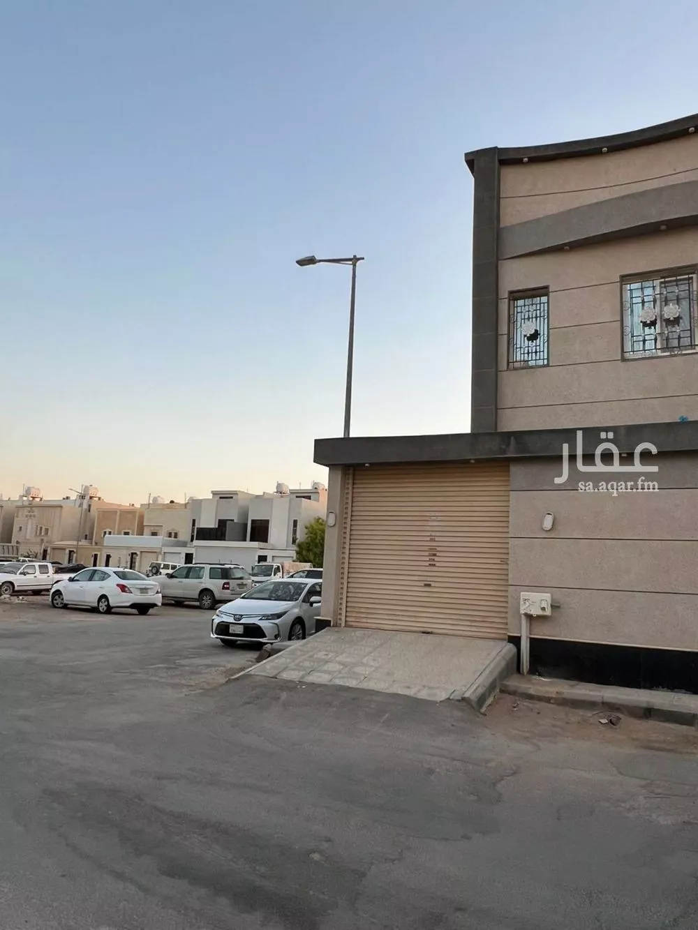 فيلا للبيع في شارع احمد, حي المونسية, مدينة الرياض, منطقة الرياض 1 صورة